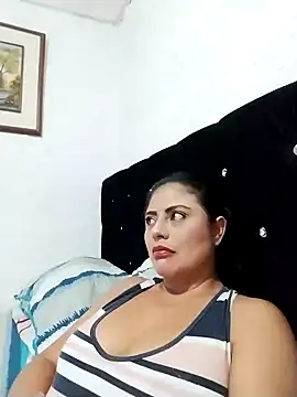 Snapshot of ElizabethWeil chatting on October 31, 12:28 pm ElizabethWeil online show from October 31, 12:28 pm