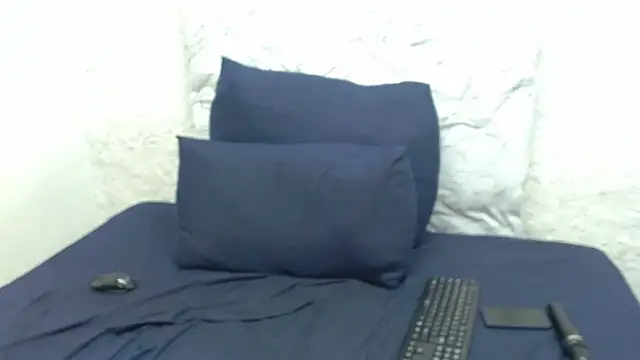 LolaTwerksXX online show from March 8, 11:05 am
