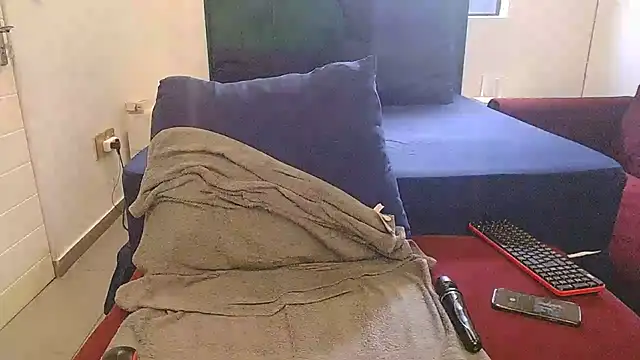 LolaTwerksXX online show from March 20, 11:59 am