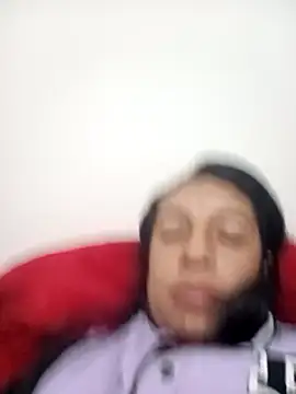 Snapshot of yaz_guzman chatting on December 22, 11:33 am yaz guzman online show from December 22, 11:33 am