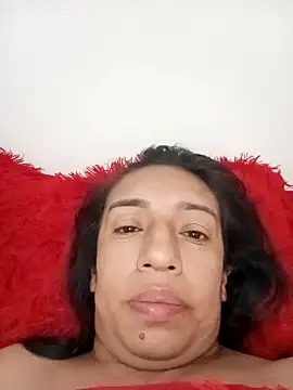 Snapshot of yaz_guzman chatting on December 26, 3:59 am yaz guzman online show from December 26, 3:59 am