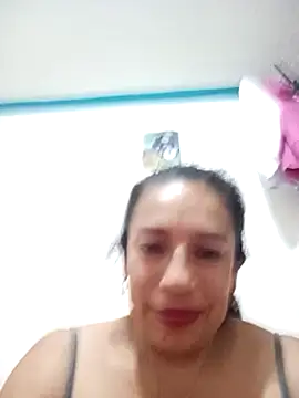 Snapshot of yaz_guzman chatting on January 16, 3:34 am yaz guzman online show from January 16, 3:34 am