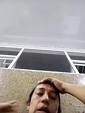 Snapshot of yaz_guzman chatting on January 19, 12:28 am yaz guzman online show from January 19, 12:28 am