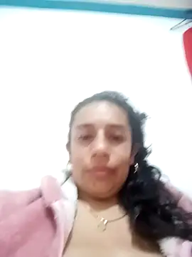 Snapshot of yaz_guzman chatting on October 27, 3:21 am yaz guzman online show from October 27, 3:21 am