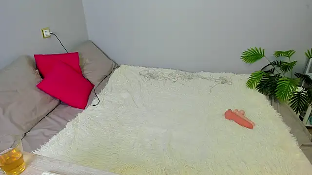 Snapshot of Sofia_rum chatting on February 10, 7:47 am Sofia rum online show from February 10, 7:47 am