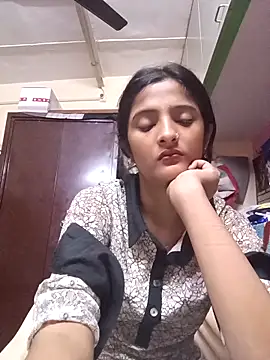 Snapshot of BabySlimmy10 chatting on October 12, 10:09 pm BabySlimmy10 online show from October 12, 10:09 pm