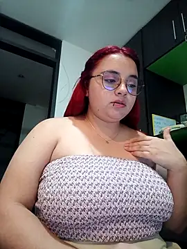 CURVY-HORNY online show from February 10, 3:10 am