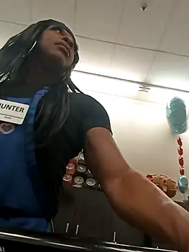 Snapshot of kobrashekyng chatting on November 17, 3:18 pm kobrashekyng online show from November 17, 3:18 pm