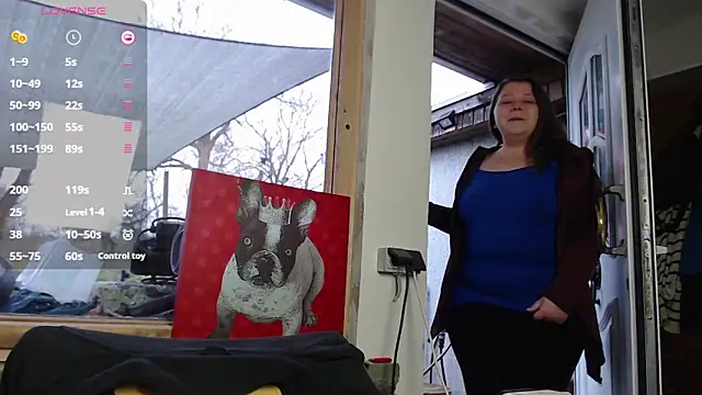 Snapshot of KasiaPrivat chatting on December 12, 8:25 am KasiaPrivat online show from December 12, 8:25 am