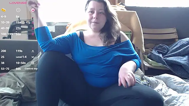 Snapshot of KasiaPrivat chatting on January 31, 11:03 am KasiaPrivat online show from January 31, 11:03 am