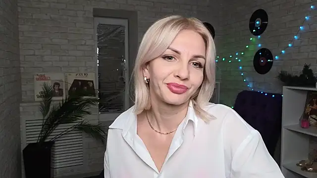 Barbara Blonde online show from February 4, 1:59 pm
