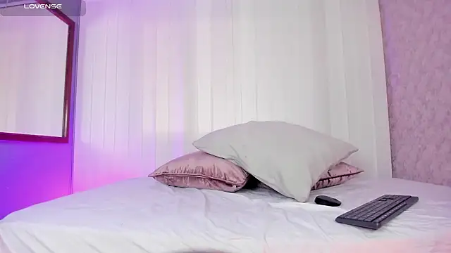 Snapshot of Pamela_Johnsonn chatting on February 17, 5:30 pm Pamela Johnsonn online show from February 17, 5:30 pm