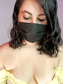 Snapshot of Aiunii1 chatting on October 20, 1:33 pm Aiunii1 online show from October 20, 1:33 pm