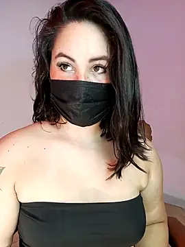 Snapshot of Aiunii1 chatting on November 9, 12:47 pm Aiunii1 online show from November 9, 12:47 pm