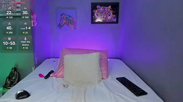 PammelaRoss1 online show from April 10, 5:17 pm