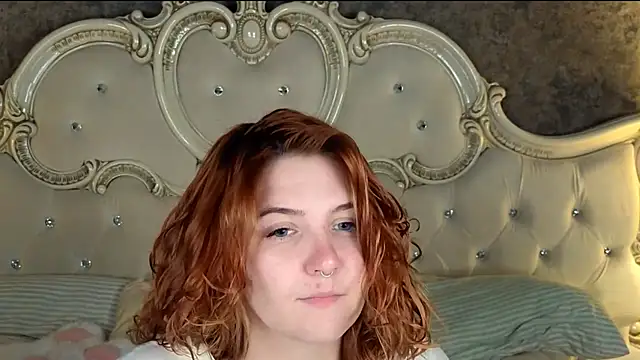 Melanie Stoun online show from September 21, 6:26 am