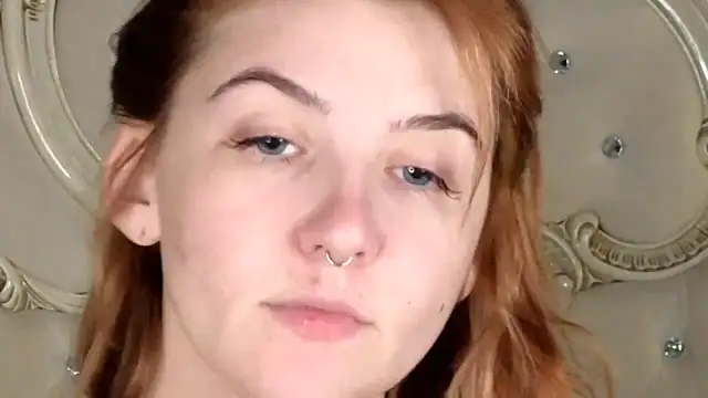 Melanie Stoun online show from September 28, 8:42 am