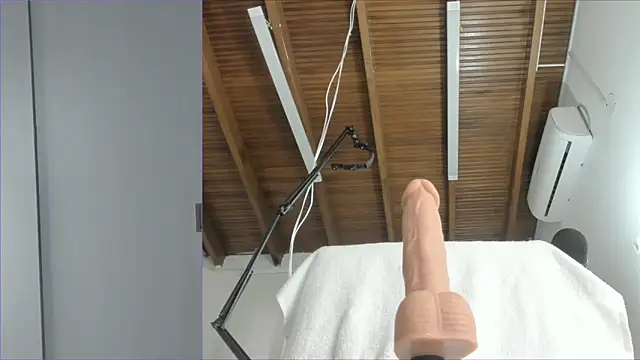 Snapshot of Lucy_carter_ chatting on November 8, 2:50 pm Lucy carter online show from November 8, 2:50 pm