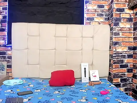 meelanyharux303av online show from January 17, 5:01 am