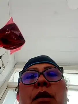 Darly Gomez online show from December 22, 6:26 pm