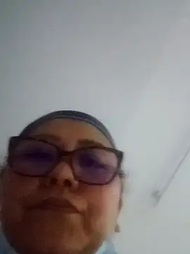 Darly Gomez online show from December 31, 12:43 am