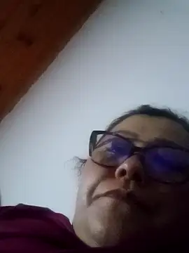 Darly Gomez online show from December 31, 4:06 am