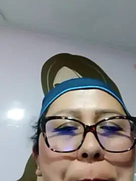 Darly Gomez online show from January 4, 1:10 am