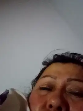 Darly Gomez online show from February 6, 1:16 am