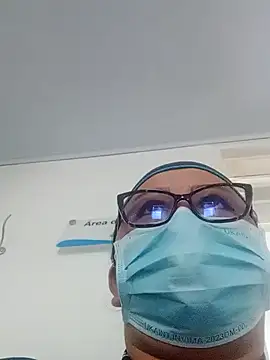 Darly Gomez online show from February 11, 9:56 pm