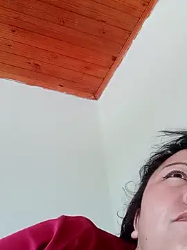 Darly Gomez online show from February 15, 9:15 pm