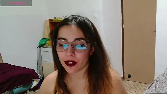 Snapshot of Ursumi1 chatting on February 1, 4:33 pm Ursumi1 online show from February 1, 4:33 pm