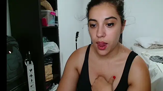 Snapshot of Ursumi1 chatting on September 11, 12:49 pm Ursumi1 online show from September 11, 12:49 pm