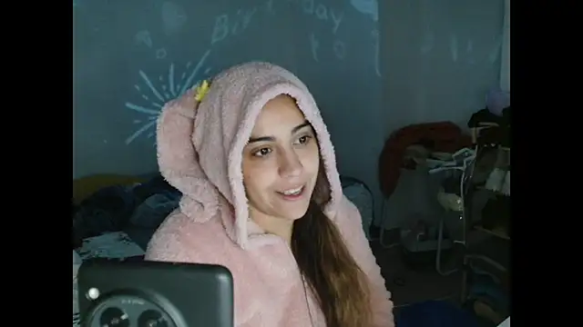 Snapshot of Ursumi1 chatting on November 13, 8:52 pm Ursumi1 online show from November 13, 8:52 pm