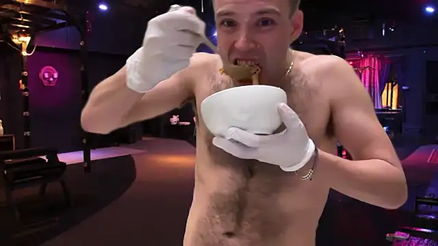 Snapshot of 69woodinson chatting on February 28, 2:34 am 69woodinson online show from February 28, 2:34 am