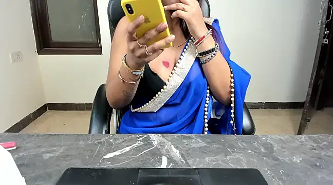 Priyanka Singhal online show from January 4, 5:05 pm