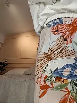 SHARONN     online show from October 11, 4:12 am