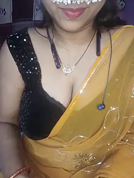 Snapshot of Sexy_Mona_Bhabhi chatting on June 28, 6:14 pm Sexy Mona Bhabhi online show from June 28, 6:14 pm
