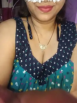 Snapshot of Sexy_Mona_Bhabhi chatting on July 2, 6:58 pm Sexy Mona Bhabhi online show from July 2, 6:58 pm