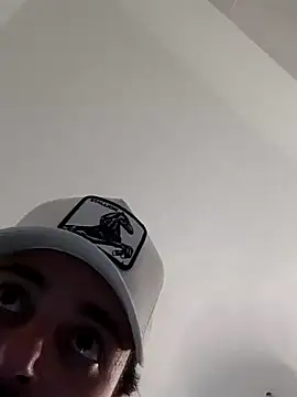 salvat22 online show from December 29, 2:42 pm