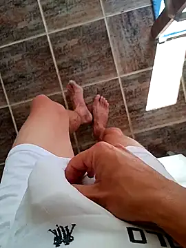 Snapshot of paubabando_ chatting on March 5, 12:22 pm paubabando online show from March 5, 12:22 pm