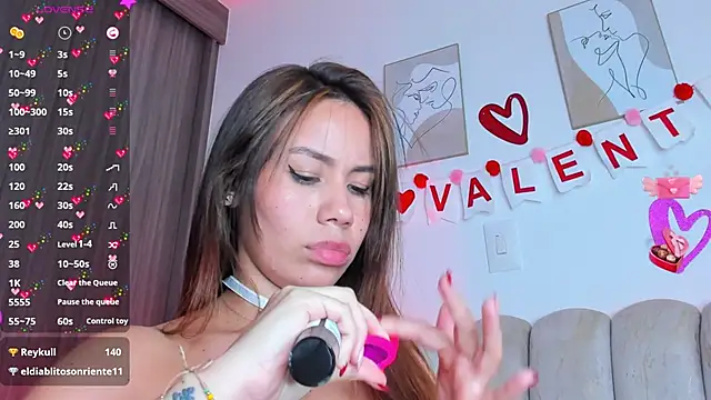 Tamaraa Serra online show from February 12, 10:15 pm