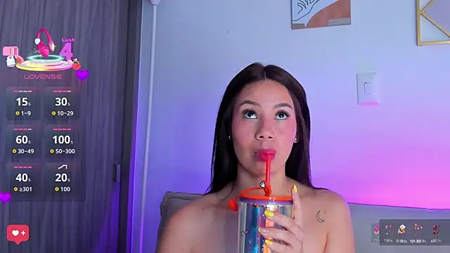 Tamaraa Serra online show from October 8, 6:05 pm