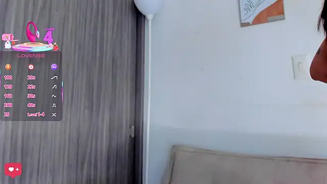 Tamaraa Serra online show from October 25, 7:30 pm