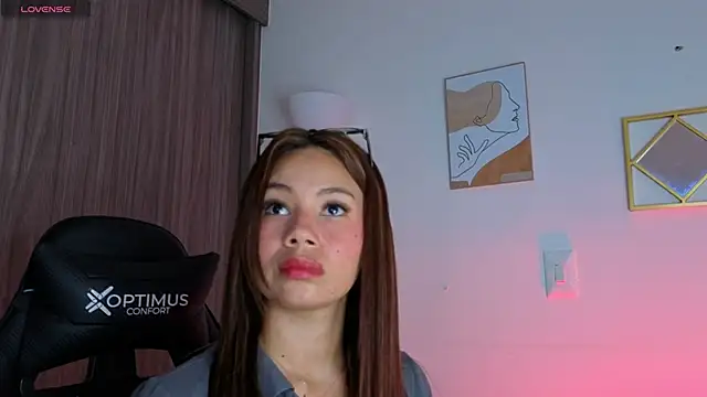 Tamaraa Serra online show from November 23, 6:41 pm