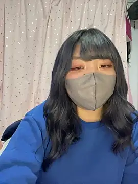 Snapshot of YUNA-yuna chatting on February 2, 4:11 pm YUNA-yuna online show from February 2, 4:11 pm