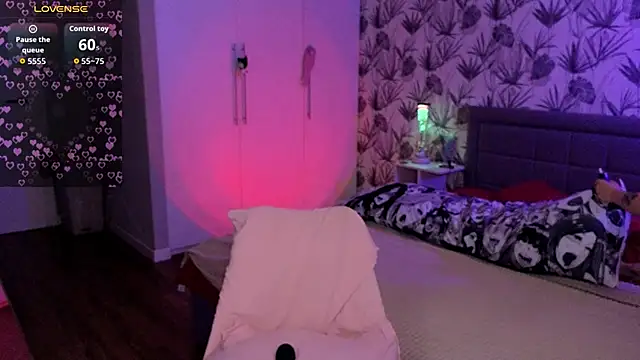 Helen bae online show from February 25, 5:00 pm