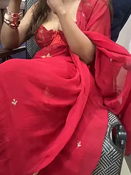 HoneyBearCpl online show from March 15, 3:40 pm