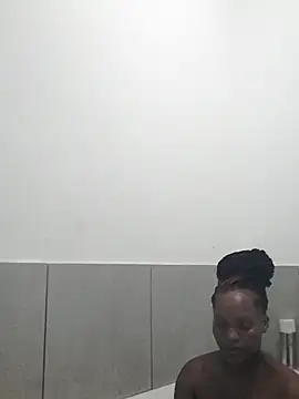 Snapshot of wet_Lips_x_x chatting on December 19, 4:13 pm wet Lips x x online show from December 19, 4:13 pm
