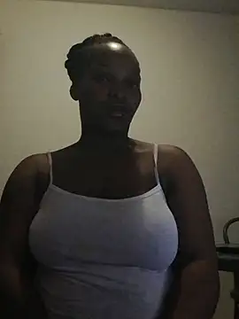 Snapshot of wet_Lips_x_x chatting on January 5, 7:39 pm wet Lips x x online show from January 5, 7:39 pm