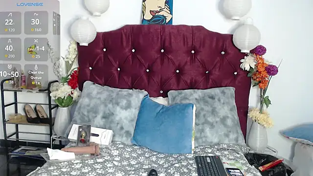 Snapshot of Astrid_Mller chatting on February 24, 3:10 pm Astrid Mller online show from February 24, 3:10 pm